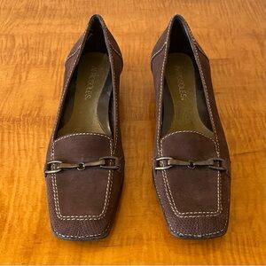 AEROSOLES “Playfill” Brown Suede Loafers